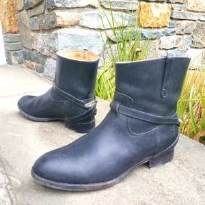 Frye lindsay plate short ankle  boots